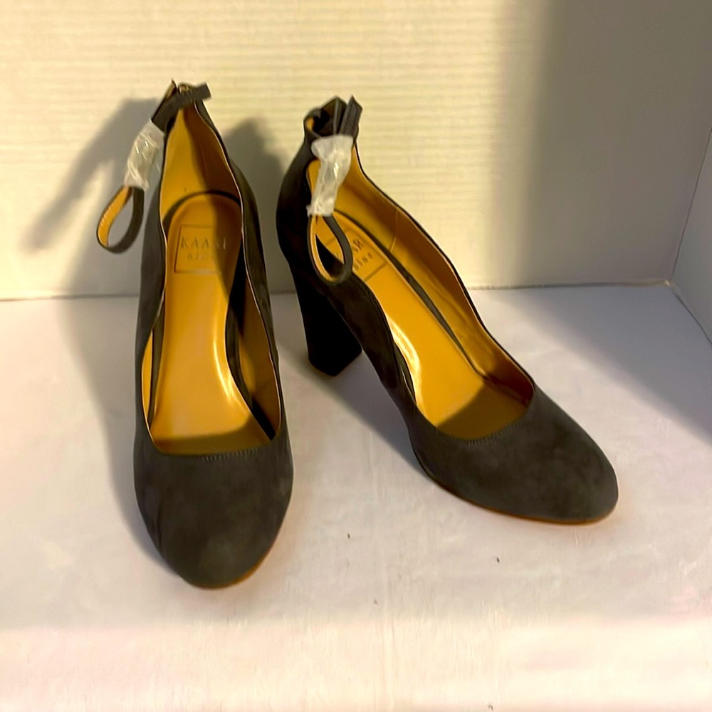 KAARI Blue Angelina Gray Adjustable Strap Heels - Size 8M